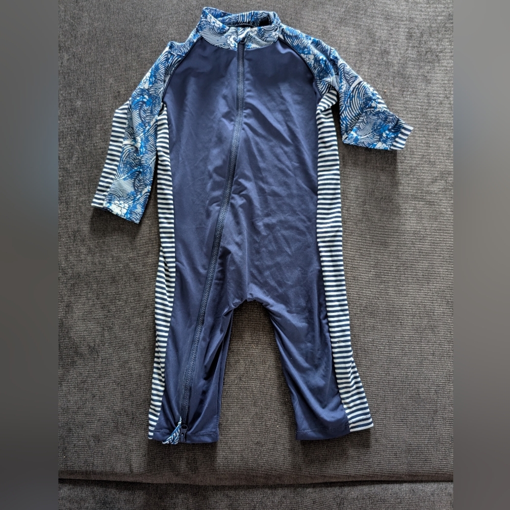 🐢2/$60🐢NWOT Stonz Sun Suit / Swim Suit